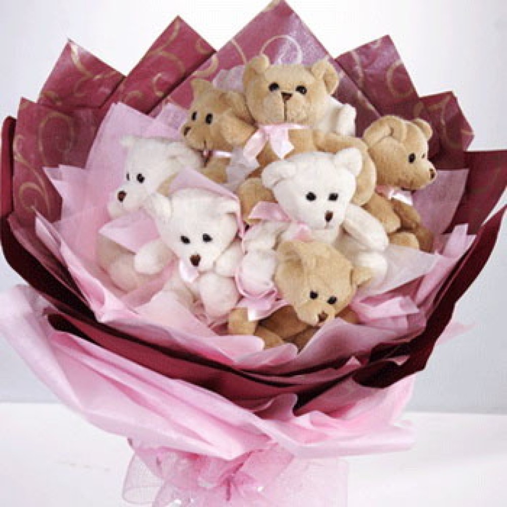  8pcs. Mini Bear in a Bouquet.