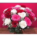 Roses Mix in Vase With Baby's Breath